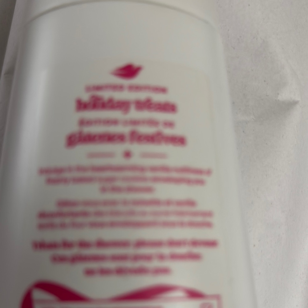 Sugar Cookie Sprinkle Body Wash - Pink & White - Picture 4 of 6